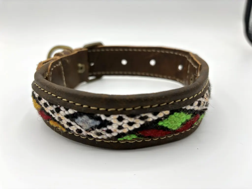 Marrakesh Express collar at an angle with green and cobalt accents in the cream lattice